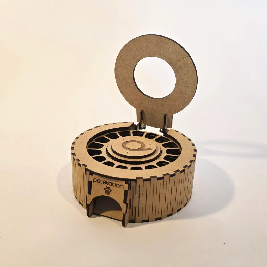 Maker-projekt: Kæledyrsstation